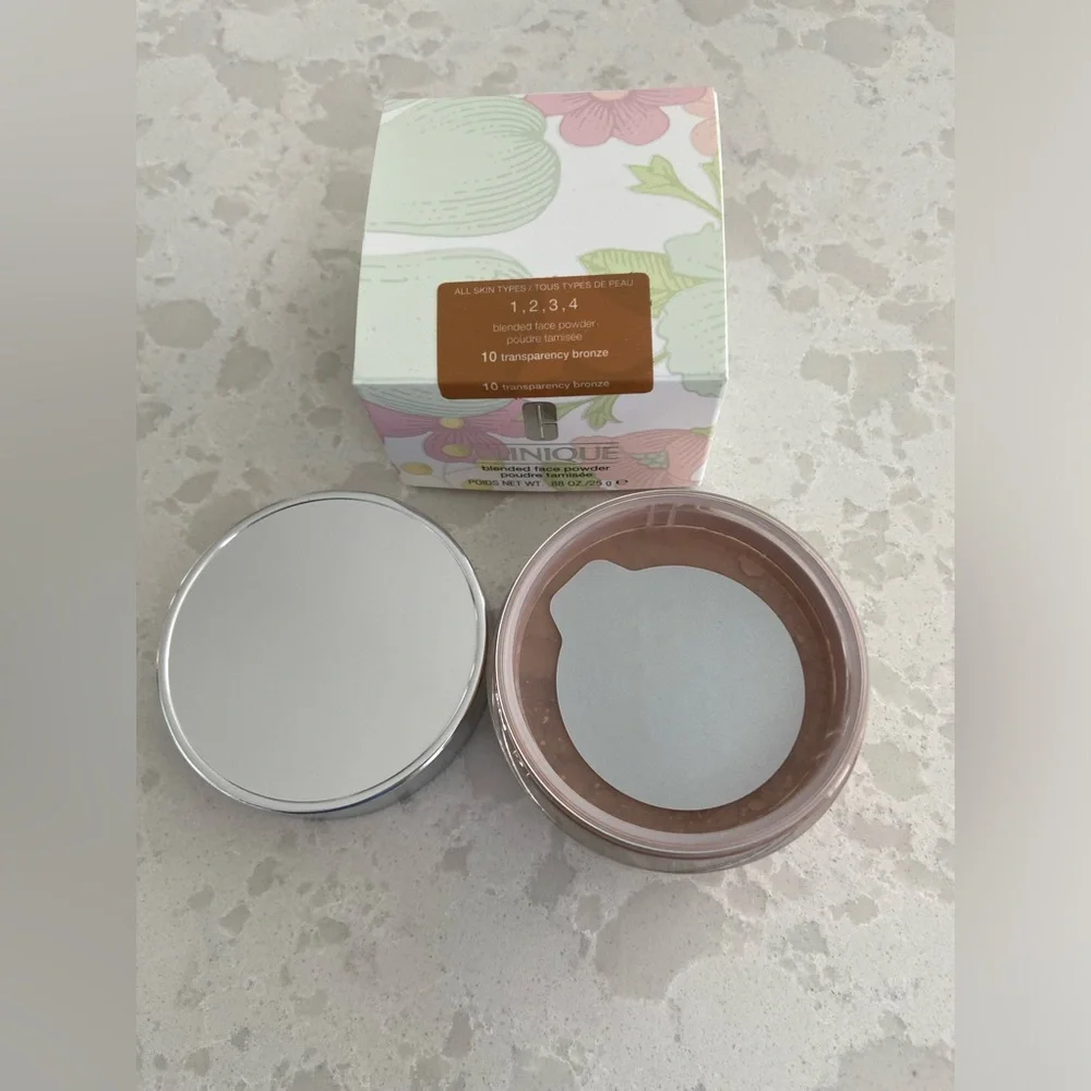New in Box! Clinique Transparency Bronze Blende Face Powder Loose All Skin Types